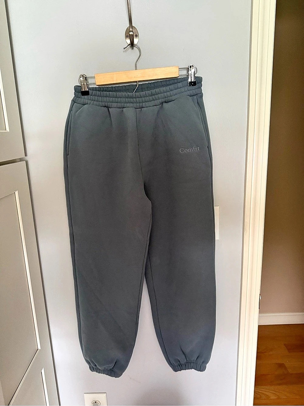 Comfrt Gray Sweatpants Joggers Elastic Cuff Cozy Lounge